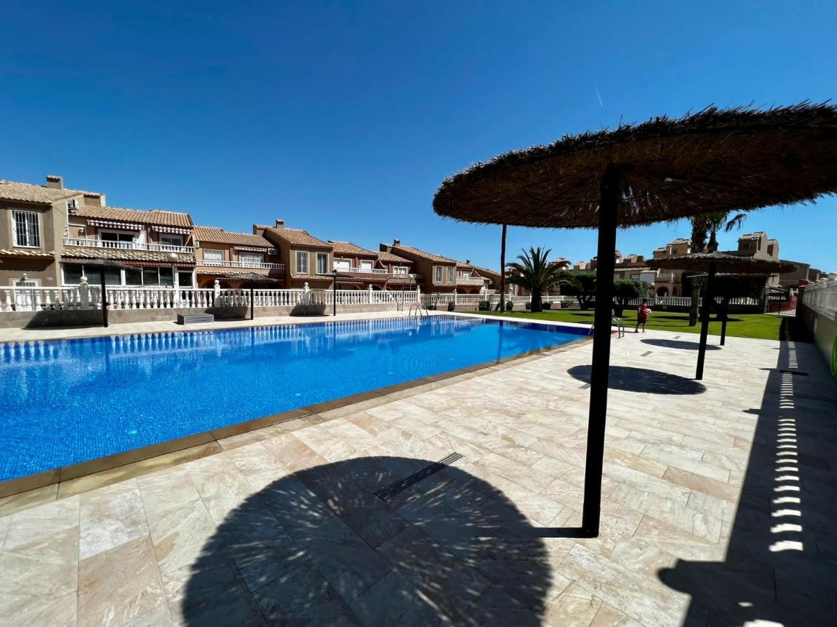 Casa Canarias En Alicante, Playa Y Piscina Гран Алакант Екстериор снимка